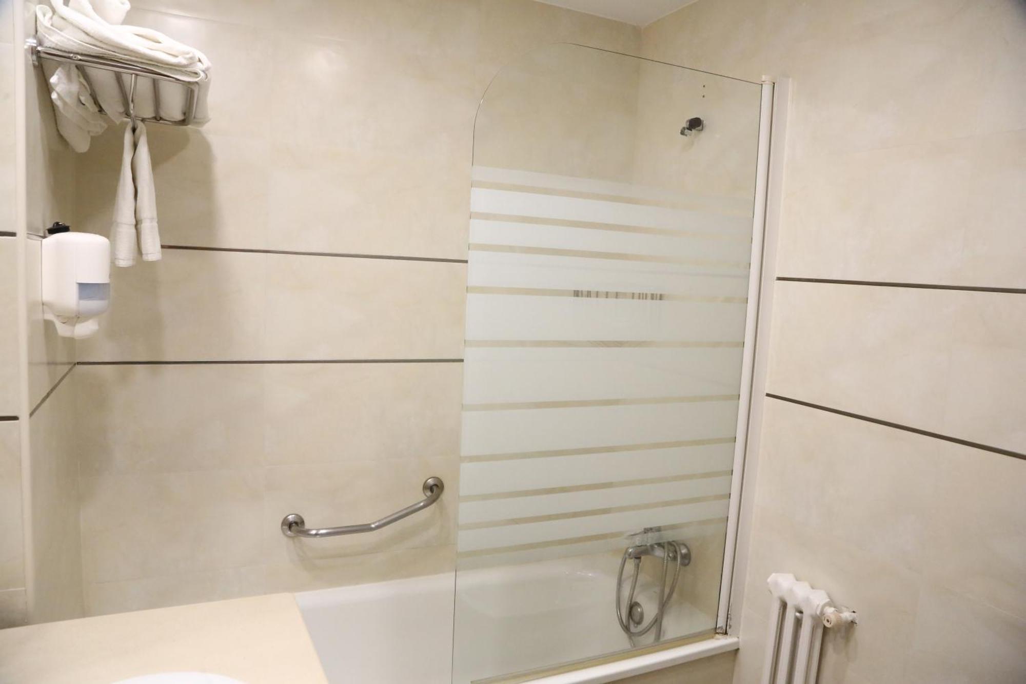 Hostal Real Plasencia Exteriör bild